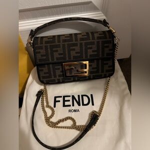 Fendi Baguette Mini!